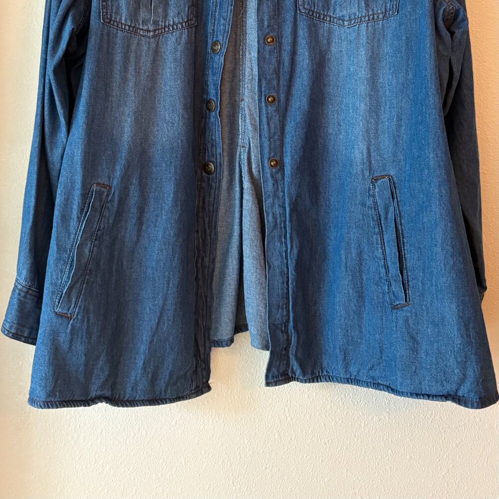 EUC Woman Within Medium Wash Denim Button Down Shirt Jacket Four Pockets Size XL - Picture 2 of 8